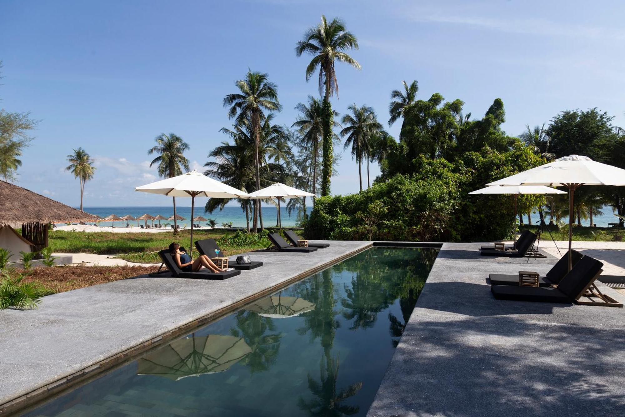 Tamu Koh Rong Hotel Pagoda Beach Екстериор снимка