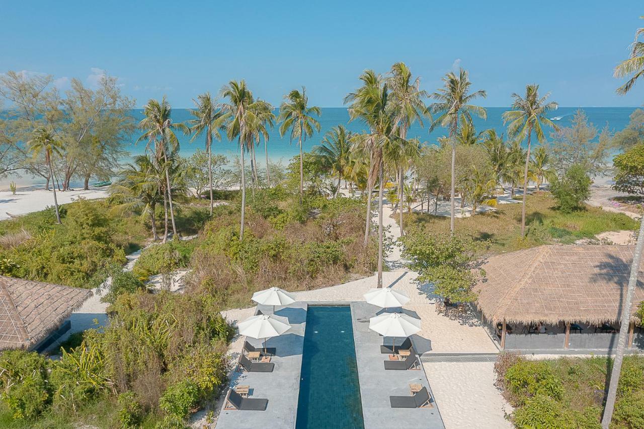 Tamu Koh Rong Hotel Pagoda Beach Екстериор снимка