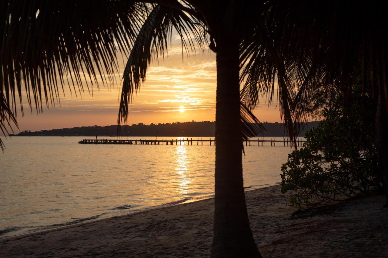 Tamu Koh Rong Hotel Pagoda Beach Екстериор снимка